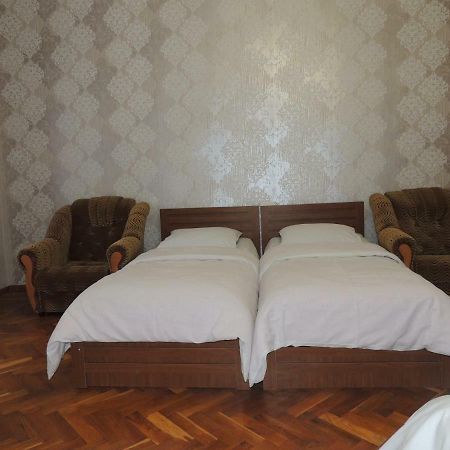 Blue Guesthouse Kazbegi Esterno foto