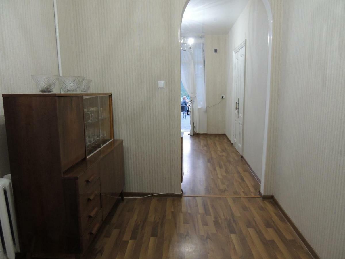 Blue Guesthouse Kazbegi Esterno foto